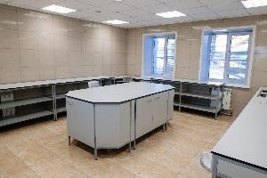 Компания Ароса Санкт-Петербург оснащает лаборатории под ключ лабораторной мебелью и оборудованием Город Новосибирск